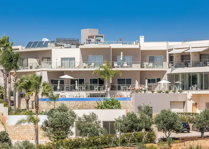 Caneiros Luxury House & Suites